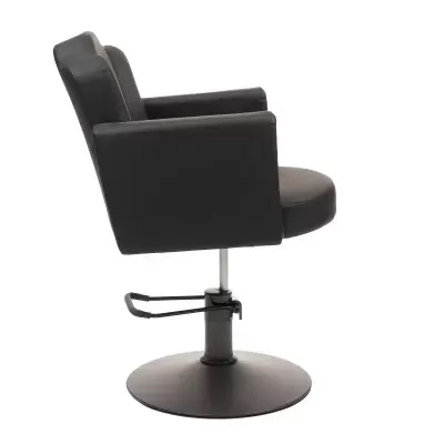 Cadeira de salão preta em pele sintética com base redonda preta