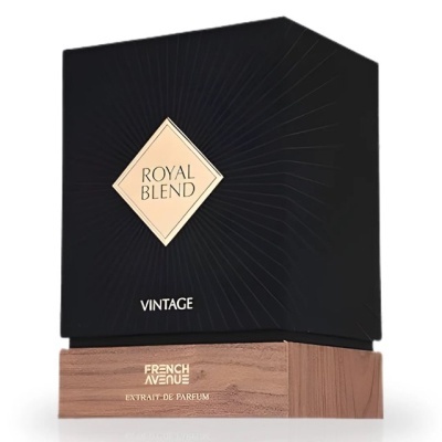Embalagem preta e base de madeira do perfume Royal Blend Vintage