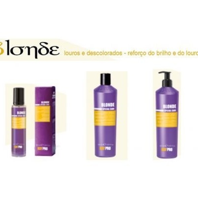 Produtos de cuidados para cabelos loiros com embalagens roxas e etiquetas amarelas.