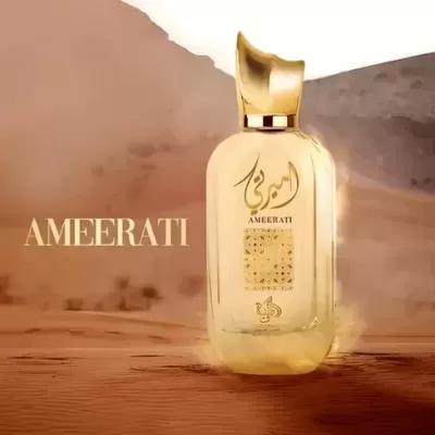 Frasco dourado de perfume AMEERATI em fundo de deserto