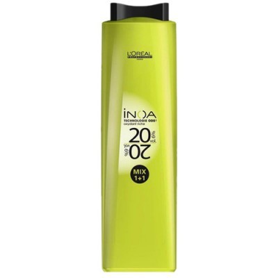 Frasco amarelo de produto para coloração de cabelo INOA 20 VOL 6% da L'Oréal