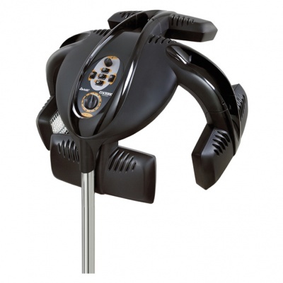 Equipamento de massagem preto com controle e haste metálica