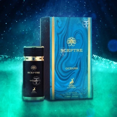 Perfume Sceptre Oceana com frasco e caixa azul e dourada