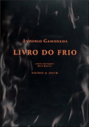 Livro do Frio Capa de livro preto com texto laranja e textura de fumo