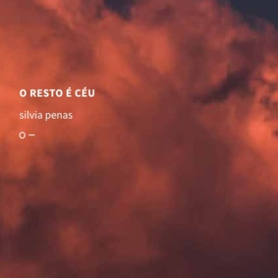 Capa de livro com nuvens em laranja e vermelho e texto branco