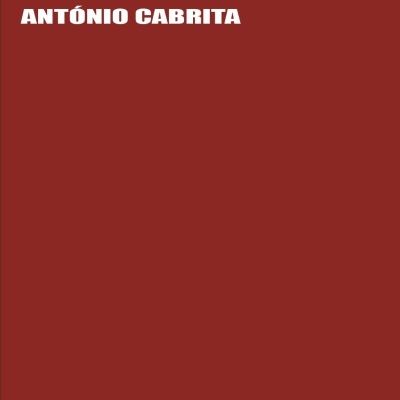 Capa do livro O QUE O CÉU PERMITE de António Cabrita, fundo castanho-avermelhado com texto branco.