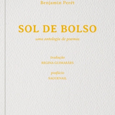 Contracapa de livro branco com texto amarelo 'SOL DE BOLSO' e outras informações.