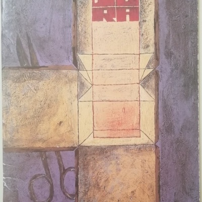 Capa de álbum abstrata em tons roxo e bege com texto vermelho 'PAN O RA'