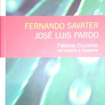 Capa de livro com design abstrato em verde e azul e faixa rosa com títulos em amarelo e branco