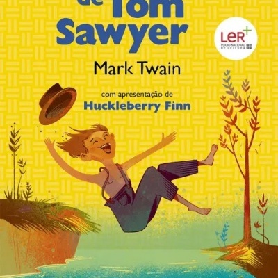 Capa do livro 'As Aventuras de Tom Sawyer' com ilustração de rapaz a saltar para um lago e texto em azul e preto sobre fundo amarelo.