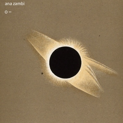 Capa de livro castanha com ilustração circular abstrata preta e bege e texto branco