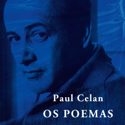 Capa de livro azul com fotografia de homem e texto do título e autores