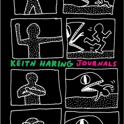 Capa de livro preta com desenhos brancos e texto colorido Keith Haring Journals