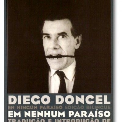 Capa do livro 'Em Nenhum Paraíso' com fotografia preto e branco de um homem