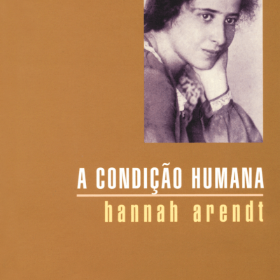 Capa de livro castanha com foto a preto e branco e texto impressos