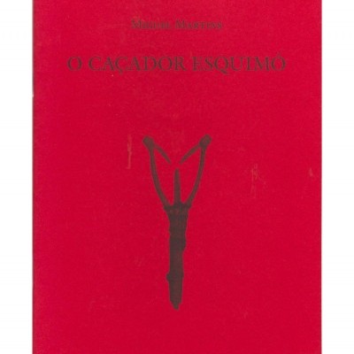 Livro vermelho com título 'O CAÇADOR ESQUIMO', autor 'Manu Marques' e símbolo preto na capa