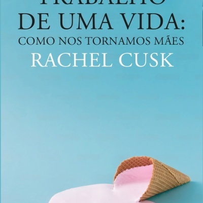 Capa de livro azul claro com título e cone de gelado rosa derretido