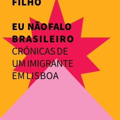 Capa de livro colorida com título e autor em texto preto
