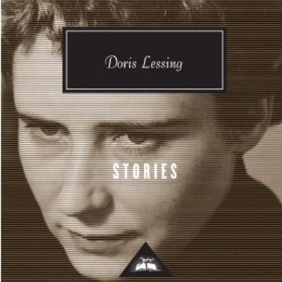 Capa de livro Stories de Doris Lessing com fotografia sépia e texto branco e preto