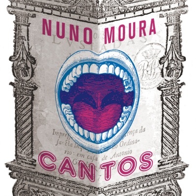 Design gráfico com boca aberta azul e rosa, texto NUNO MOURA e CANTOS em estrutura decorativa cinza