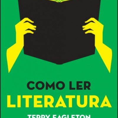 Livro com capa verde e título 'Como Ler Literatura'