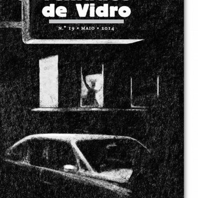 capa de revista Telhados de Vidro com carro e janela
