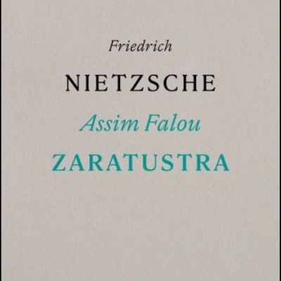 Livro 'Assim Falou Zaratustra' de Friedrich Nietzsche com texto em preto e verde