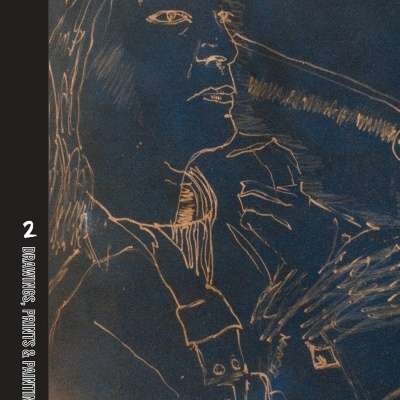 Desenho em linha branca sobre fundo azul de mulher com cabelo comprido e franja, camisa e mão no pescoço