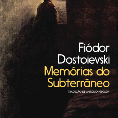 Capa do livro Memórias do Subterrâneo de Fiódor Dostoievski com imagem escura de figura humana em cela