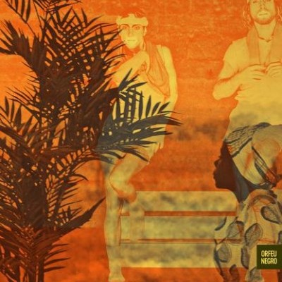 Capa de livro amarelo e laranja com texto e imagem de pessoas em teatro