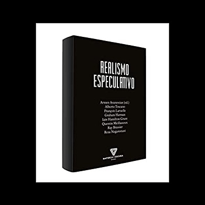 Livro preto com texto branco 