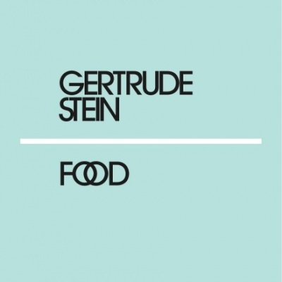 Capa de livro azul claro com texto preto de Gertrude Stein e título Food