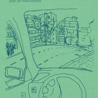 Capa de livro verde com ilustração de volante e estrada urbana e texto do título e autor