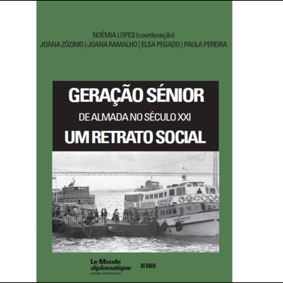 Capa de livro com fundo verde e fotografia a preto e branco de um barco