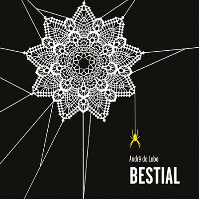 Capa de livro com teia de aranha branca, aranha amarela e texto em fundo preto