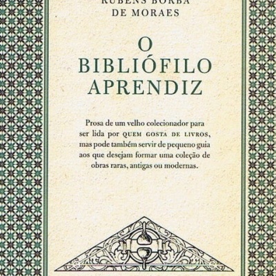 Capa de livro 'O BIBLIÓFILO APRENDIZ' com moldura ornamental e texto explicativo