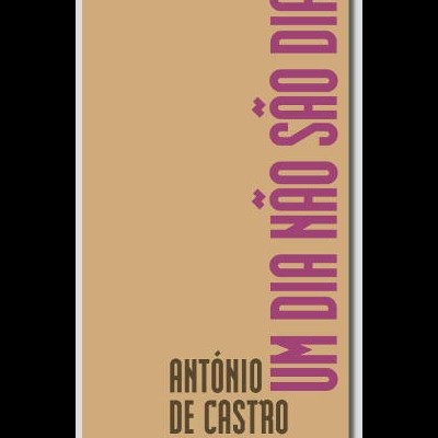 Capa de livro com título roxo vertical e autor em preto num fundo castanho claro.