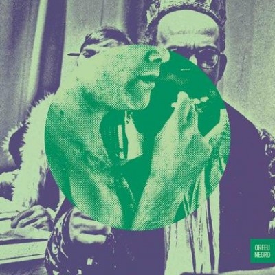 Capa de revista GENÉTICA TEATRAL Sinais de Cena com imagem teatral