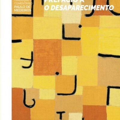 Capa de livro com padrões amarelos e texto