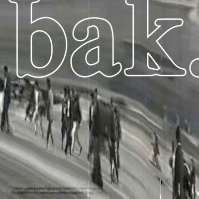 Capa de livro cinzenta com pessoas caminhando e texto do título e autor