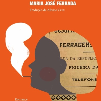 Capa de livro laranja com título KRAMP e figura de perfil fumando