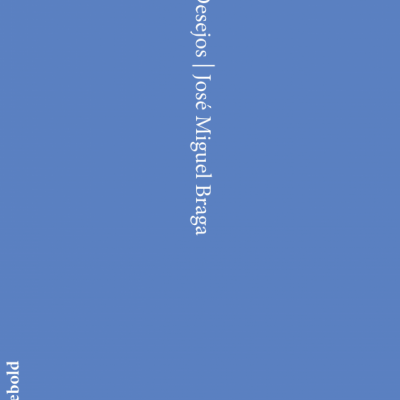 Fundo azul com texto branco vertical Bons Desejos José Miguel Braga