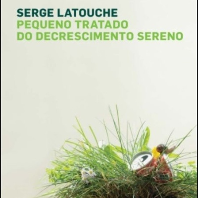 Capa de livro com título e imagem de terra com ervas e objetos pequenos