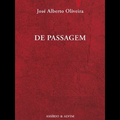 Capa de livro vermelha com texto branco que diz DE PASSAGEM