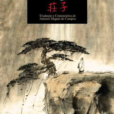 Capa de livro ilustrada com árvore e figura numa falésia, texto em português e chinês.