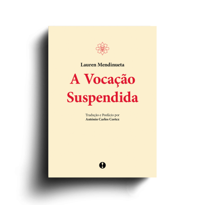 Capa de livro 'A Vocação Suspendida' com texto em vermelho e preto sobre fundo bege