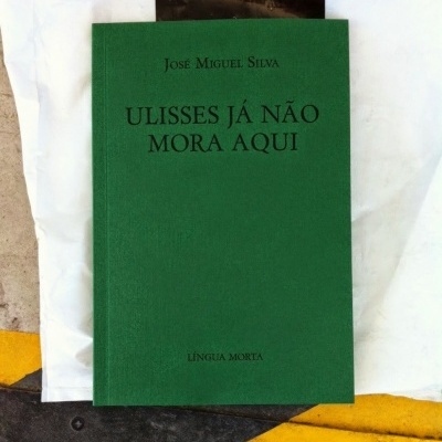 Livro verde 'ULISSES JÁ NÃO MORA AQUI'