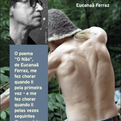 Capa de livro Luz Feroz do teu Rosto de Eucanaã Ferraz com foto de homem e pessoa de costas nua