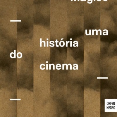 Capa de livro castanha com texto branco e selo ORFEU NEGRO