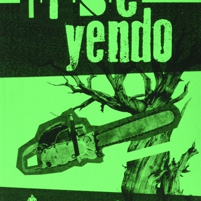Capa de livro verde e preto com motosserra e texto irse yendo, Leonor Courtoisie